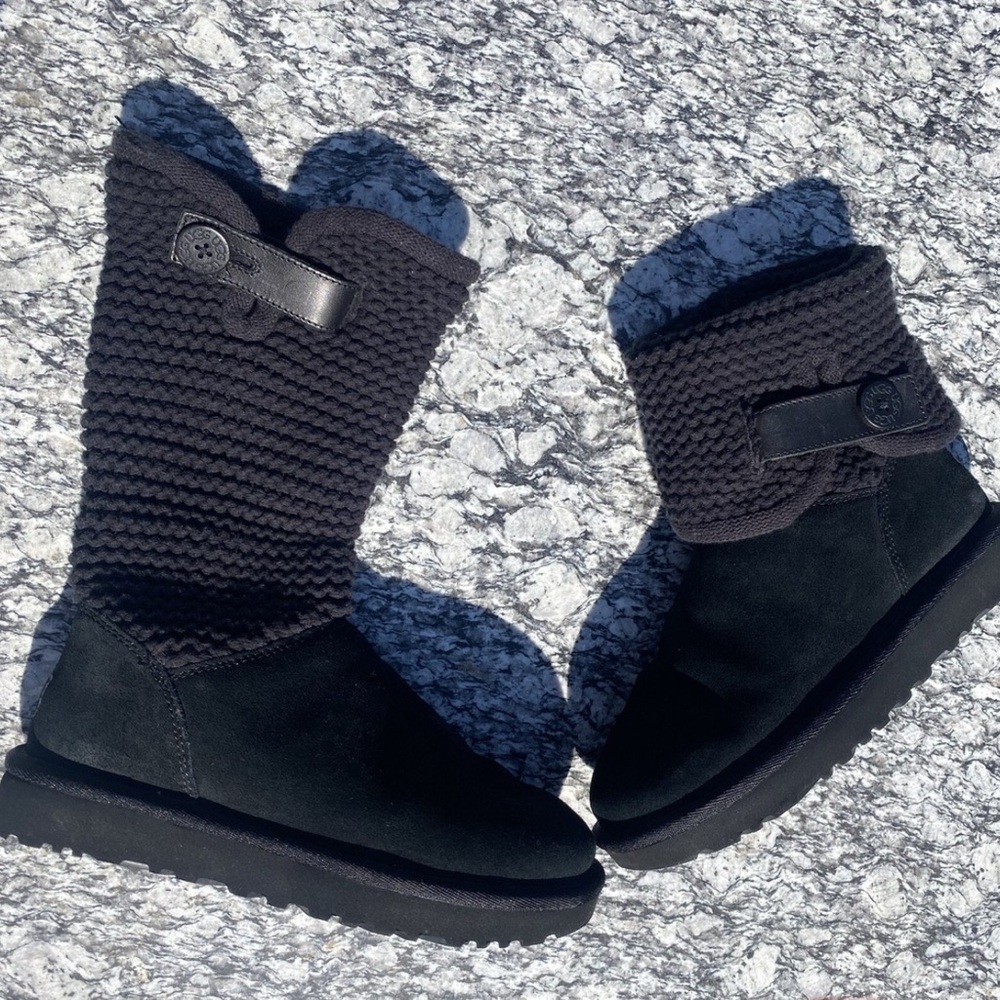 UGG Charcoal Knit Boots with Button Women Size 9